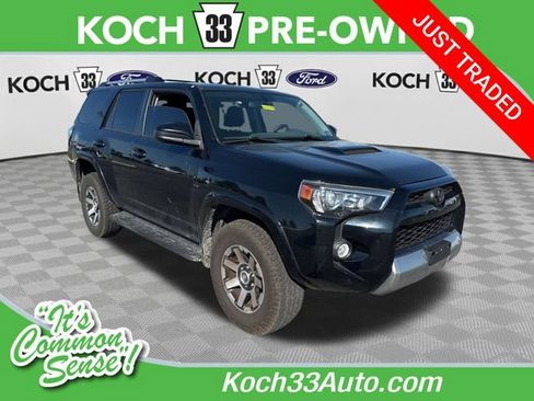 Used 2017 Toyota 4Runner TRD Off-Road AWD/4WD image 1