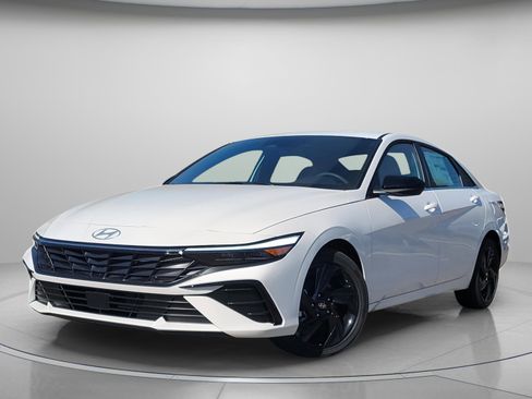 New 2026 Hyundai Elantra SEL Sport w/ Cargo Package image 2