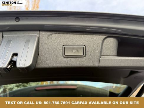 Used 2025 Volkswagen Atlas Peak Edition SE image 38