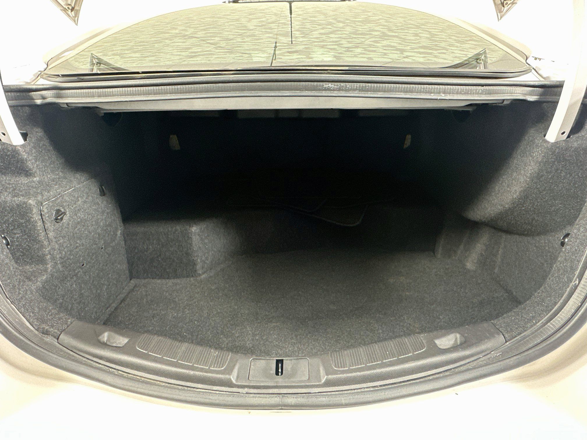 Used 2014 Ford Fusion SE w/ Equipment Group 502A FWD image 28