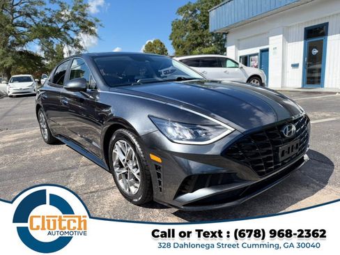 Used 2022 Hyundai Sonata SEL w/ Convenience Package FWD image 4