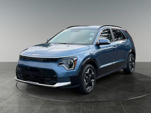 Used 2024 Kia Niro Wind FWD image 3