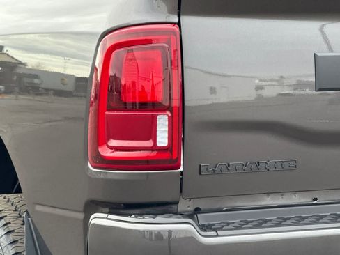 New 2026 RAM 2500 Laramie AWD/4WD image 31
