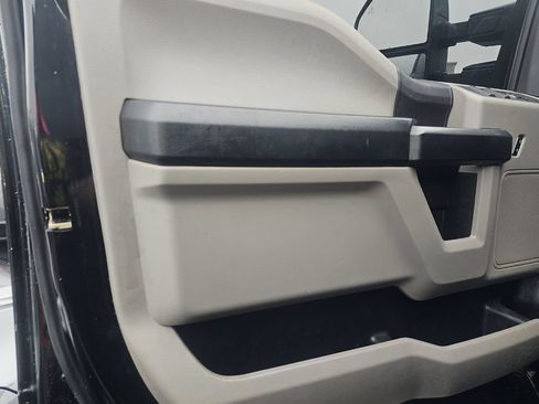 Used 2019 Ford F350 XL w/ STX Appearance Package AWD/4WD image 28