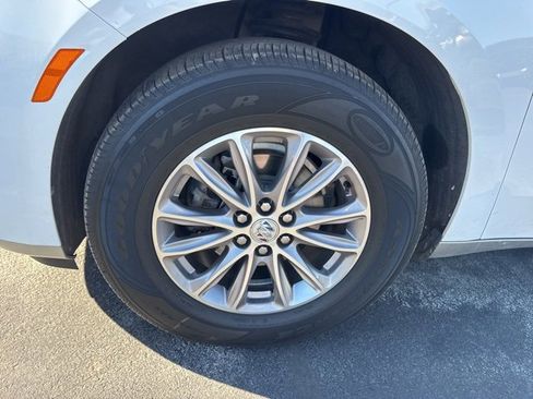 Used 2024 Buick Enclave Premium image 26