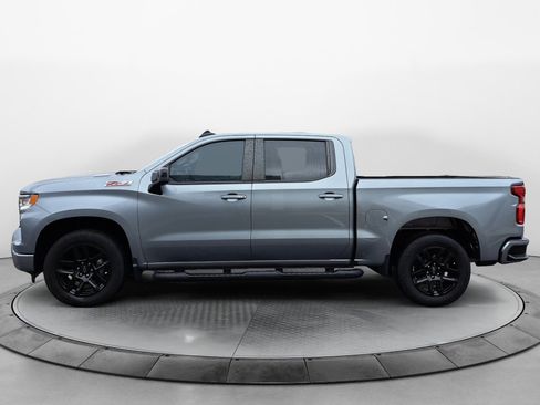 Used 2023 Chevrolet Silverado 1500 RST w/ Z71 Off-Road Package AWD/4WD image 4