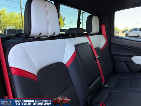 Used 2023 GMC Canyon AT4X w/ Edition 1 AWD/4WD image 29