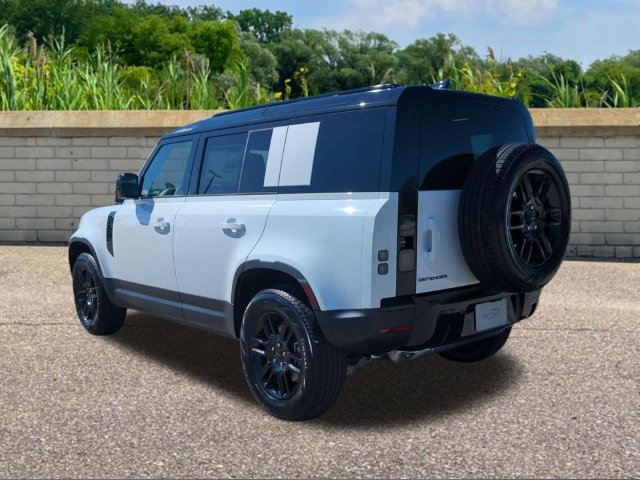 New 2026 Land Rover Defender 110 S AWD/4WD image 6