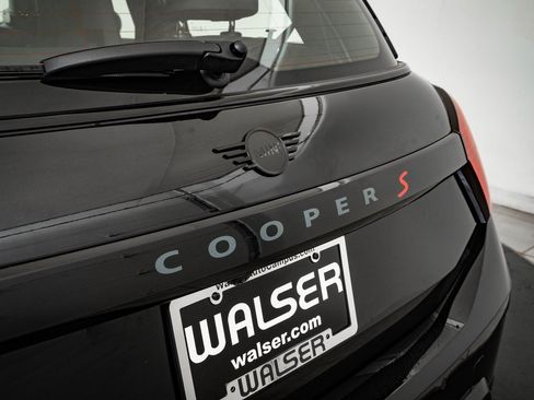 New 2026 MINI Cooper S image 17