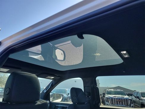 New 2025 GMC Sierra EV Denali image 30