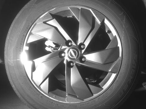 Used 2025 Nissan Rogue SV image 15