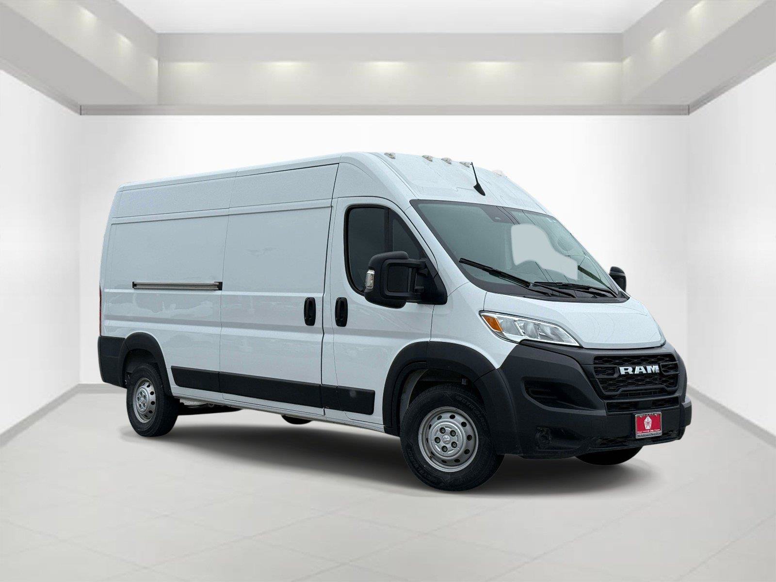 Used 2023 RAM ProMaster 2500 FWD image 1
