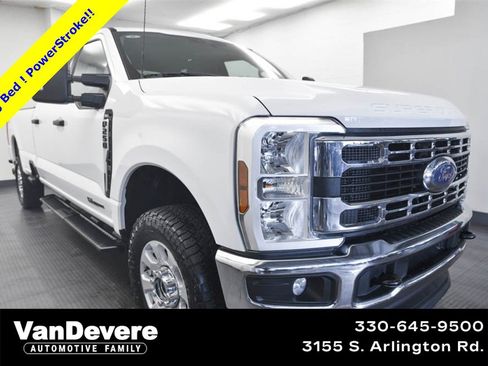 Used 2024 Ford F250 XLT image 1