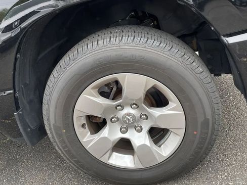 Used 2019 RAM 1500 Big Horn AWD/4WD image 14