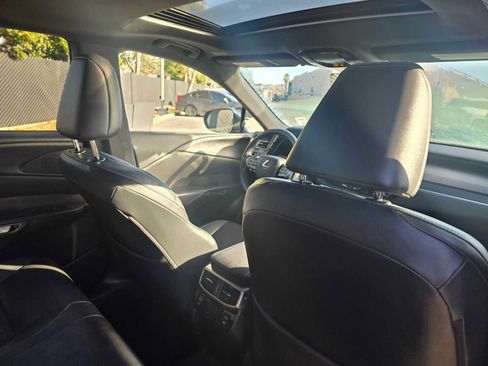 Used 2023 Lexus RX 350 Premium image 15