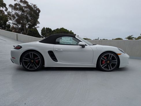 New 2025 Porsche 718 Boxster S image 7
