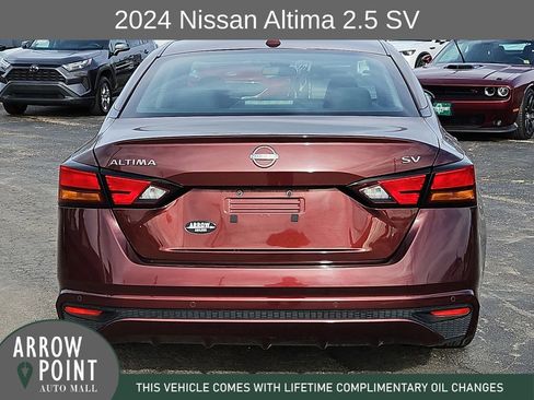 Used 2024 Nissan Altima 2.5 SV image 10