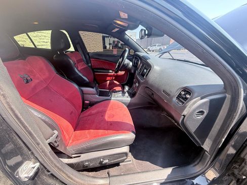 Used 2018 Dodge Charger R/T Scat Pack w/ Dynamics Package RWD image 11