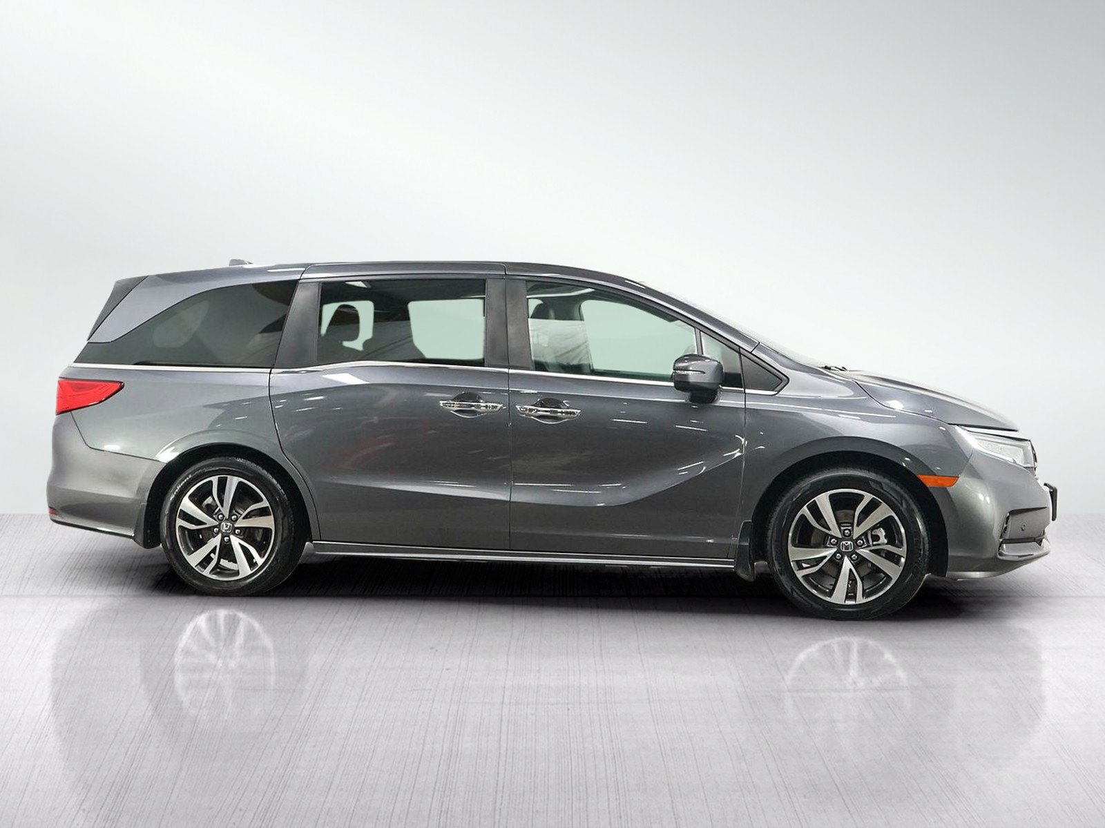 Used 2024 Honda Odyssey Touring image 6