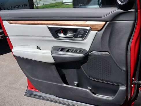 Certified 2020 Honda CR-V Touring image 32