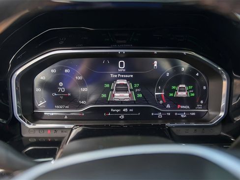 Used 2025 GMC Sierra 1500 SLT image 11