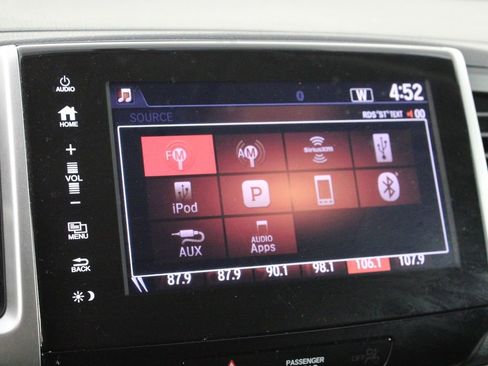 Used 2018 Honda Pilot EX-L image 32