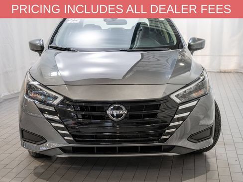 Used 2025 Nissan Versa SV FWD image 2