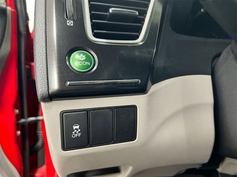 Used 2013 Honda Civic LX image 16