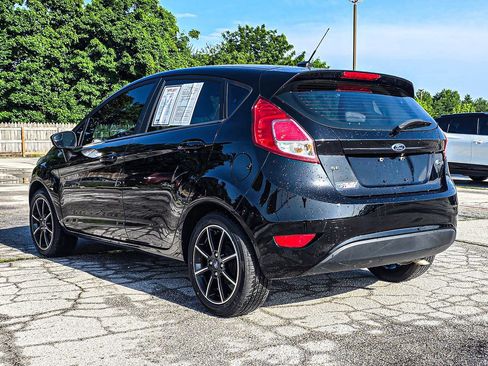 Used 2019 Ford Fiesta SE FWD image 4