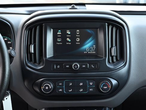 Used 2017 Chevrolet Colorado W/T w/ WT Convenience Package RWD image 17