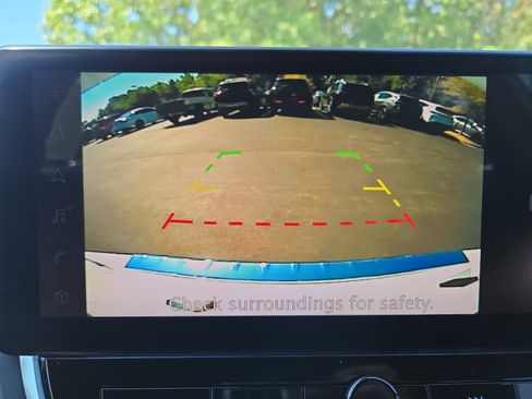 Used 2023 Nissan Altima 2.5 SV w/ SV Premium Package image 19