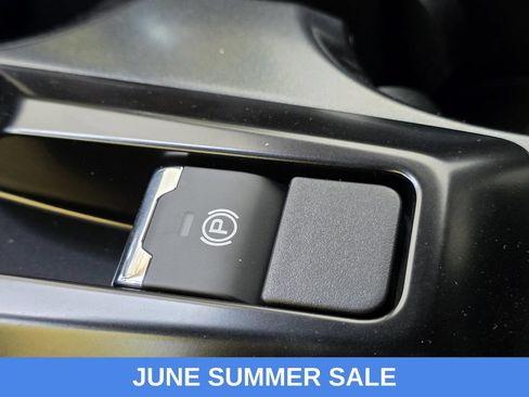 Used 2026 Subaru Forester Premium AWD/4WD image 24