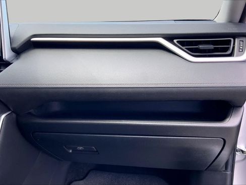 Used 2023 Toyota RAV4 XLE w/ Convenience Package FWD image 18