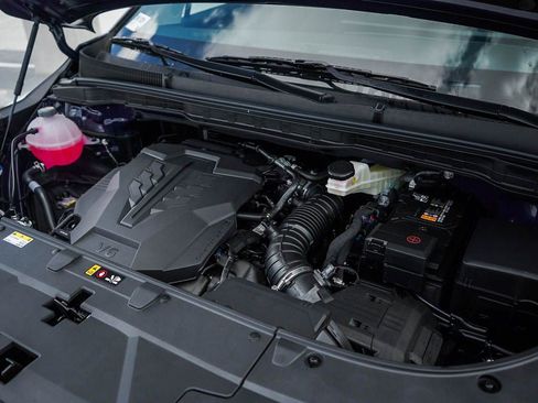 New 2026 Kia Carnival FWD image 7