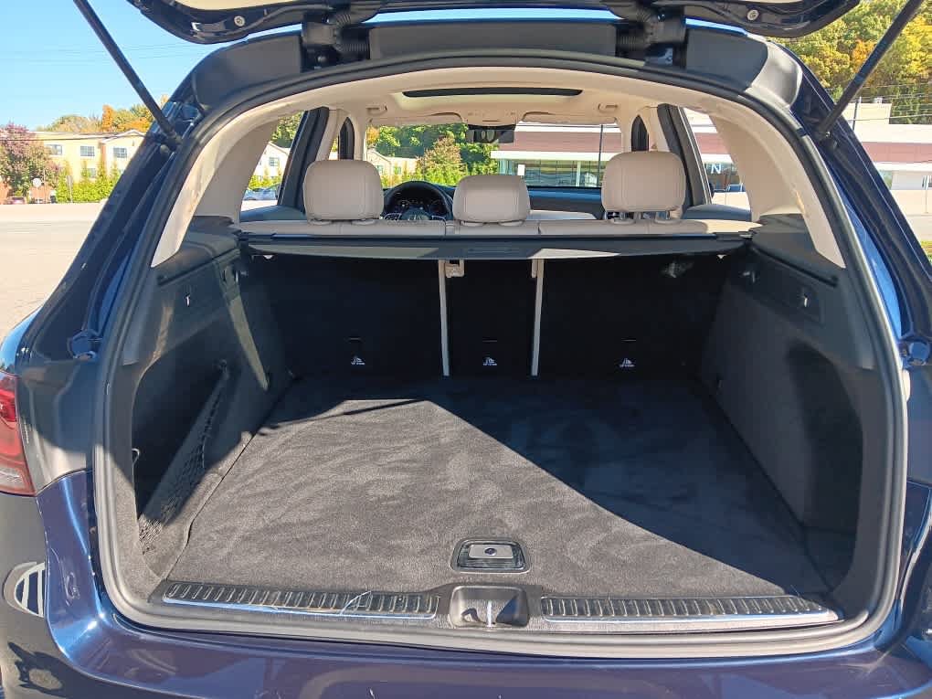 Used 2021 Mercedes-Benz GLC 300 4MATIC image 22