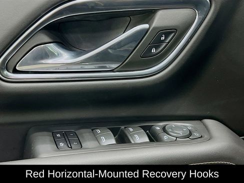 Used 2023 GMC Yukon XL AT4 image 18