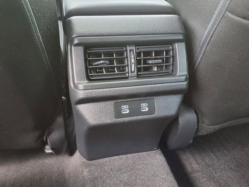 Certified 2025 Honda Accord SE image 17