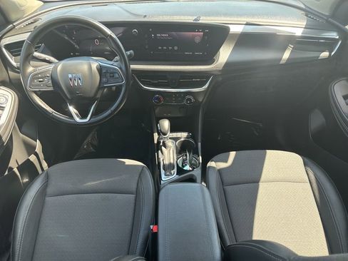 Used 2024 Buick Encore GX Preferred FWD image 11