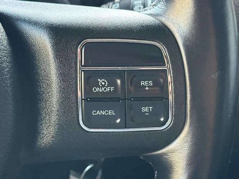 Used 2012 Jeep Wrangler Unlimited Sahara AWD/4WD image 29
