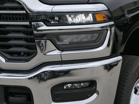 New 2026 RAM 3500 Tradesman AWD/4WD image 9