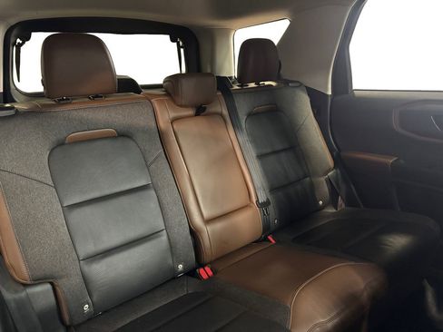 Used 2021 Ford Bronco Sport Outer Banks w/ Outer Banks Package (96D) image 18