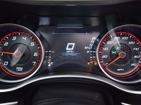 Used 2016 Dodge Charger R/T Scat Pack w/ Technology Group image 20