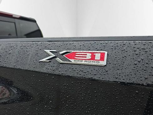 Used 2020 GMC Sierra 1500 Elevation w/ Elevation Value Package AWD/4WD image 8