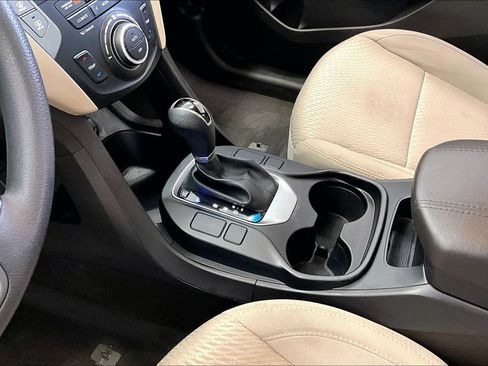 Used 2017 Hyundai Santa Fe Sport FWD image 14