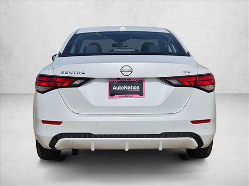 Used 2024 Nissan Sentra SV FWD image 6