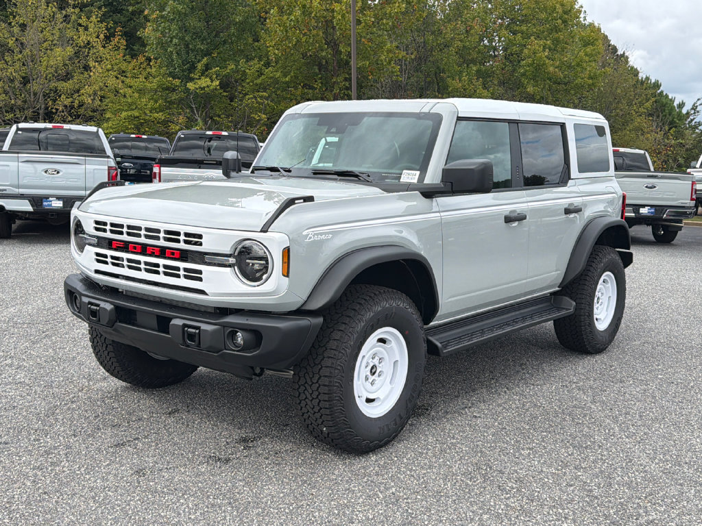 New 2026 Ford Bronco Heritage Edition AWD/4WD image 3