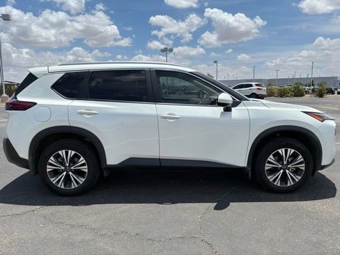 Certified 2023 Nissan Rogue SV FWD image 6