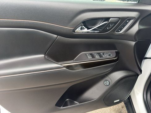 Used 2022 GMC Acadia AT4 w/ Technology Package AWD/4WD image 13