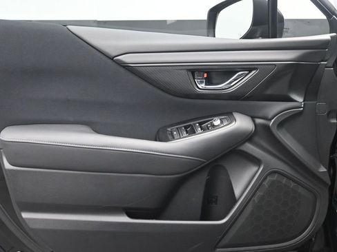 Used 2024 Subaru Outback Premium image 9