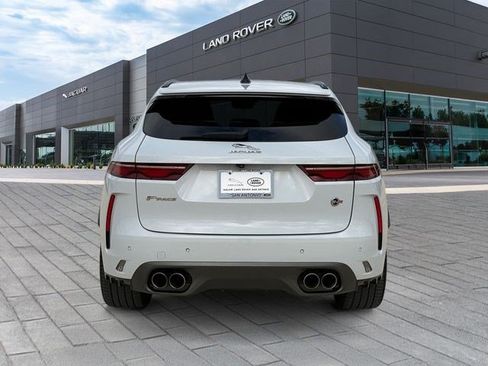 Used 2021 Jaguar F-PACE SVR AWD/4WD image 4